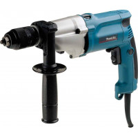 Редуктор двухскоростной ударной дрели Makita HP 2051 закрыт прочным металлическим корпусом. <br />
Инструмент имеет две скорости и два режима работы: сверление и сверление с ударом. <br />
С помощью реверса можно извлечь инструмент при застревании в мате