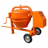 Бетоносмеситель ZITREK ZBR Max 600/220V 024-0714 станет прекрасным помощником для приготовления бетонных смесей на небольших строительных площадках, например, для закладывания фундамента. <br />
<br />
Бетономешалка имеет вместительный барабан с геометри