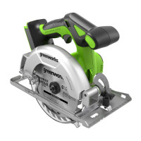 Бесщеточная циркулярная пила аккумуляторная Greenworks Арт. 1500907, 24V — отличная замена проводной циркулярной пиле. <br />
  Для защиты от порезов, пильный диск прикрывается защитным кожухом. Рукоятка имеет удобную эргономичную форму и прорезинена. Ре