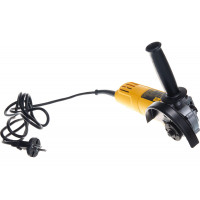 Угловая шлифмашина DEWALT DWE4015 имеет корпус оптимального размера, позволяющий удерживать ее одной рукой. Благодаря запатентованному методу намотки двигателя достигается высокая мощность, а также обеспечивается защита от перегрузок. В конструкции инстр