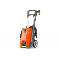 Мойка высокого давления Husqvarna PW 345C 9676776-01 поможет очистить от пыли и грязи практически любую поверхность. Отличается компактностью, простотой соединения шлангов, форсунки и аксессуаров, а также интуитивно легким управлением. Имеет долговечный 