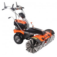 Подметальная машина PATRIOT S 608P 766100013 - мощный агрегат для расчистки территории от мелкого мусора, песка, листьев, свежевыпавшего снега. Предусмотрено 4 передних и 2 задних скорости. Рукоятка регулируется по высоте - для комфортного управления маш